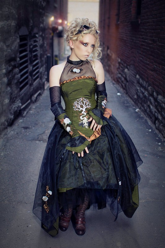 black-floral-dress