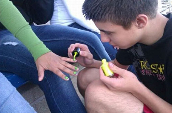 caution-friendzone-ahead-13