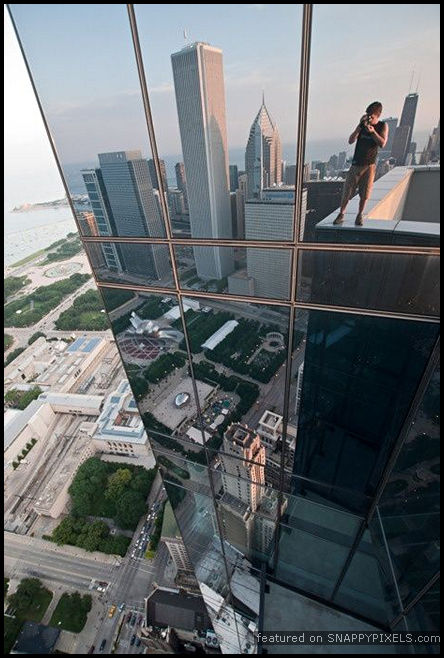 crazy-dangerous-photographers-7