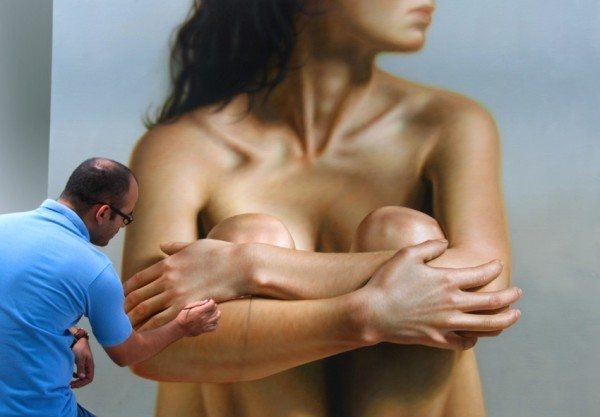 hyper-realistic-paintings-by-Omar-Ortiz-12