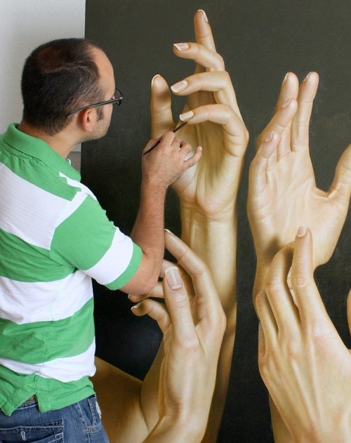 hyper-realistic-paintings-by-Omar-Ortiz-15