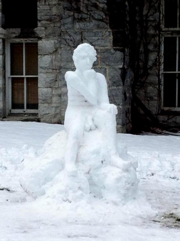 creative-funny-snowman-ideas-10
